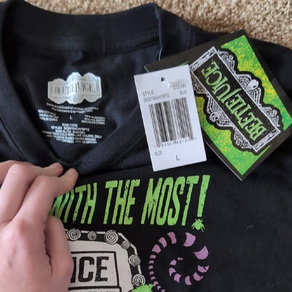 Beetlejuice Graphic T-Shirt - Picture 4 of 7